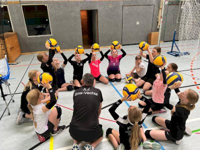 Volleyball, Schweiß & strahlende Kinderaugen