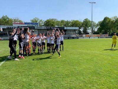 U17 wird Bezirkspokalsieger vor 646 Zuschauern
