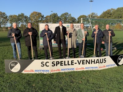Kunstrasenplatz im Rahmen der Speller Sportwoche eingeweiht