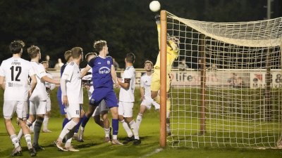 Die Bilder zum Derby des SC Spelle-Venhaus beim SV Meppen II