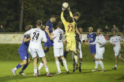Die Bilder zum Derby des SC Spelle-Venhaus beim SV Meppen II