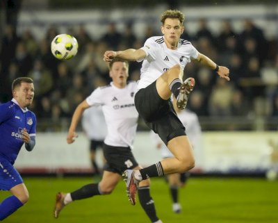 Die Bilder zum Derby des SC Spelle-Venhaus beim SV Holthausen Biene