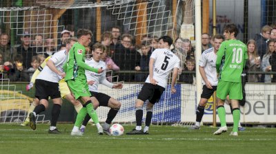 Geburtstagsparty gegen Gladbach ein Highlight für den SCSV und für Spelle