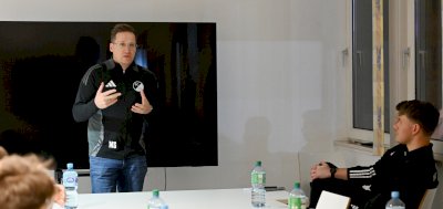 Trainer Hupe: Lenz und Kemna werden Spelle weiterbringen