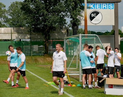 Die Bilder vom Trainingsauftakt des SC Spelle-Venhaus