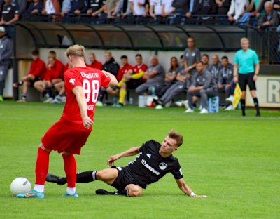 Irre Regionalliga-Premiere: Spelle feiert trotz 0:2-Rückstands ersten Sieg
