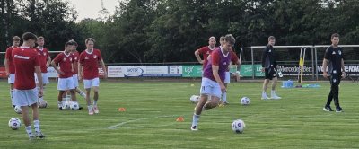 Max Meier verletzt raus: Bilder zur Speller 1:5-Niederlage gegen Jeddeloh
