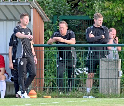 Max Meier verletzt raus: Bilder zur Speller 1:5-Niederlage gegen Jeddeloh