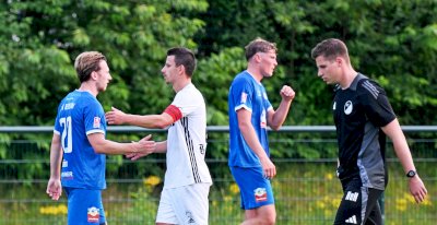 Max Meier verletzt raus: Bilder zur Speller 1:5-Niederlage gegen Jeddeloh