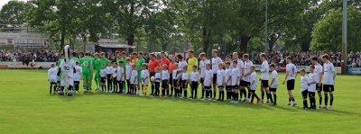 Tolle Erlebnisse für junge Speller Fußball-Talente beim Spiel gegen Gladbach