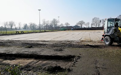 „Winterpause“ beendet: Arbeiten am Speller Kunstrasenplatz werden fortgesetzt
