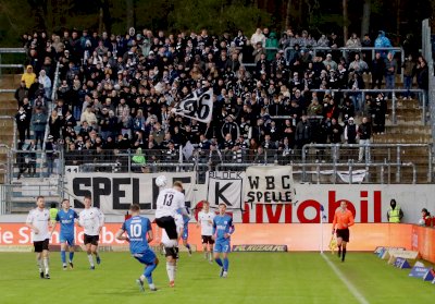 Die Fans des SC Spelle-Venhaus sorgen beim Derby in Meppen für Gänsehaut-Momente