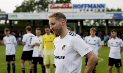 Spelle verabschiedet vier Spieler und zwei Trainer vor großer Kulisse
