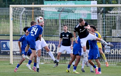 Die Fotos zum Speller 3:0 gegen den West-Regionalligisten SF Lotte