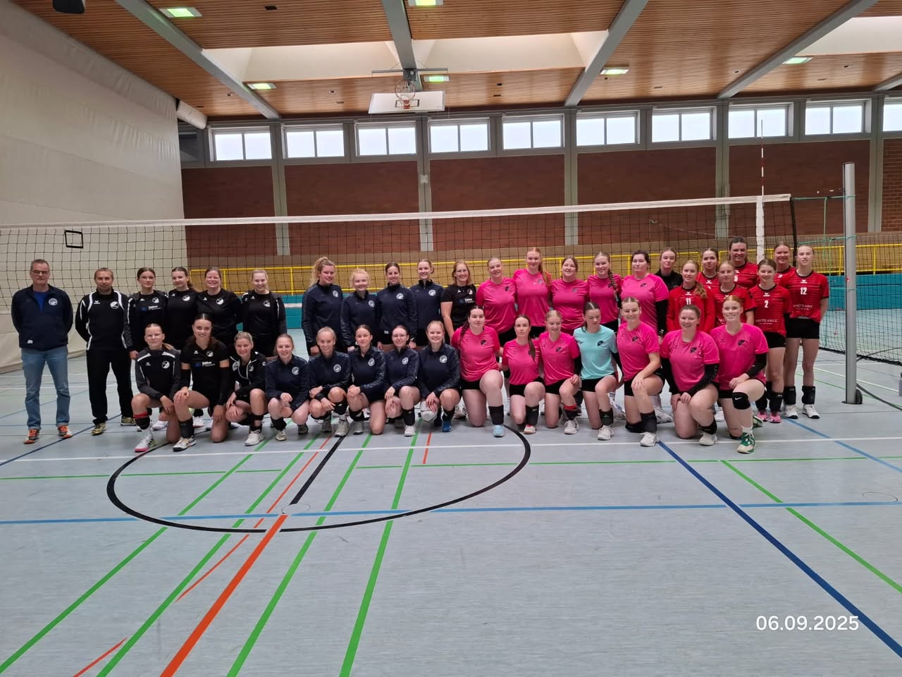Damen 3: Gewinnbringendes Vorbereitungsturnier in eigener Halle