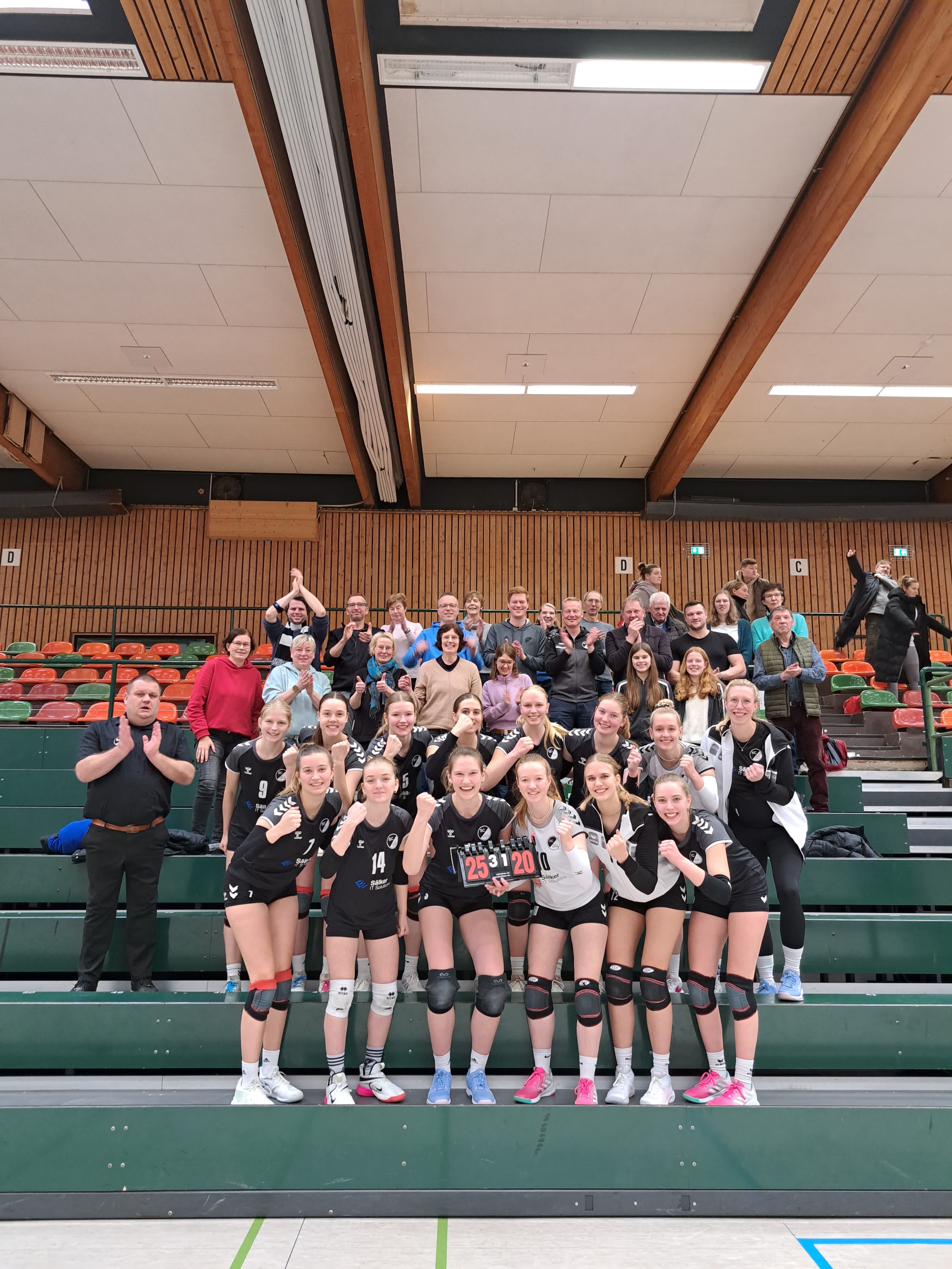 Damen 1: Der Bann ist gebrochen