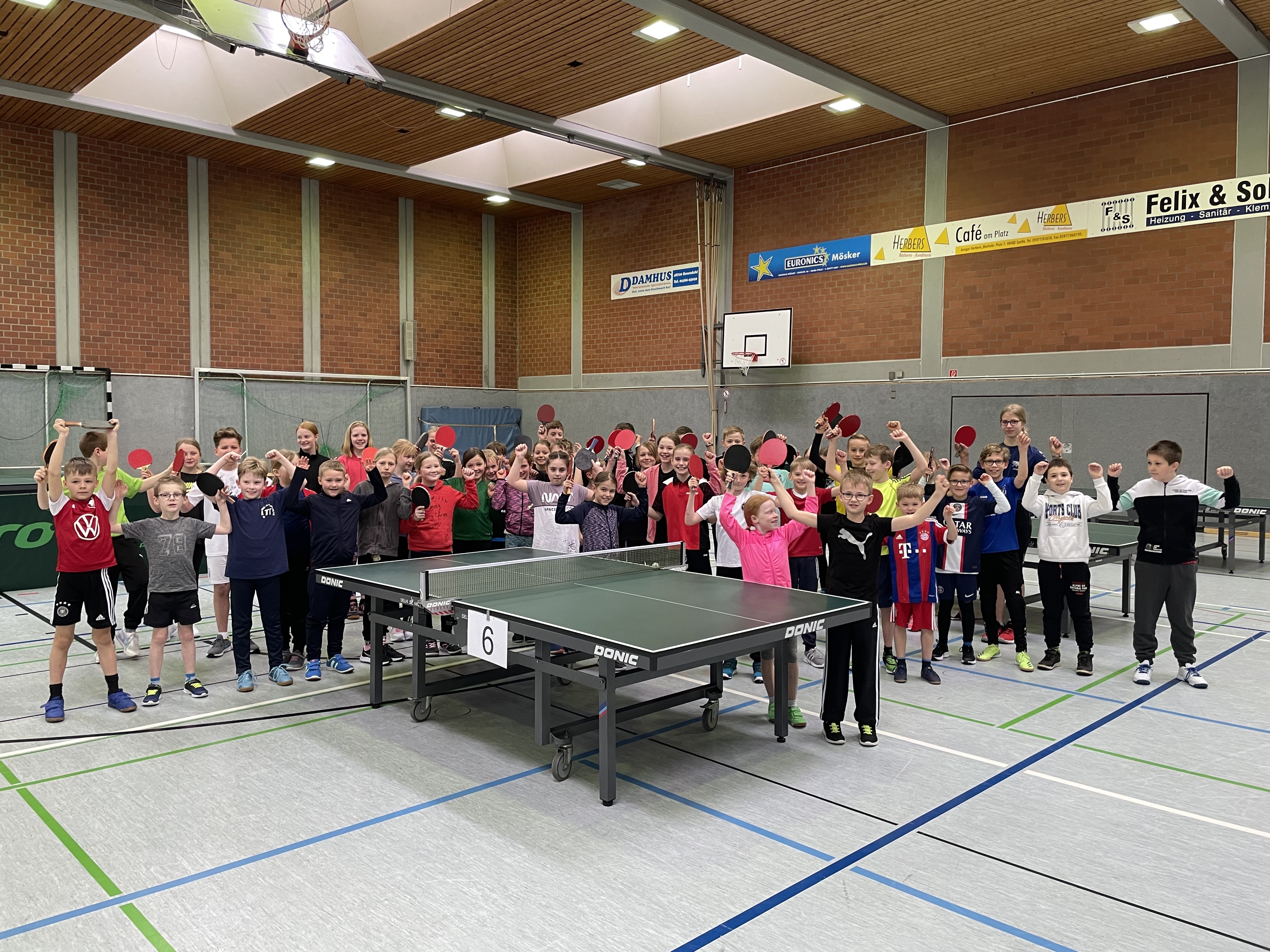 51 TeilnehmerInnen beim Kreisentscheid der Mini-Meisterschaften