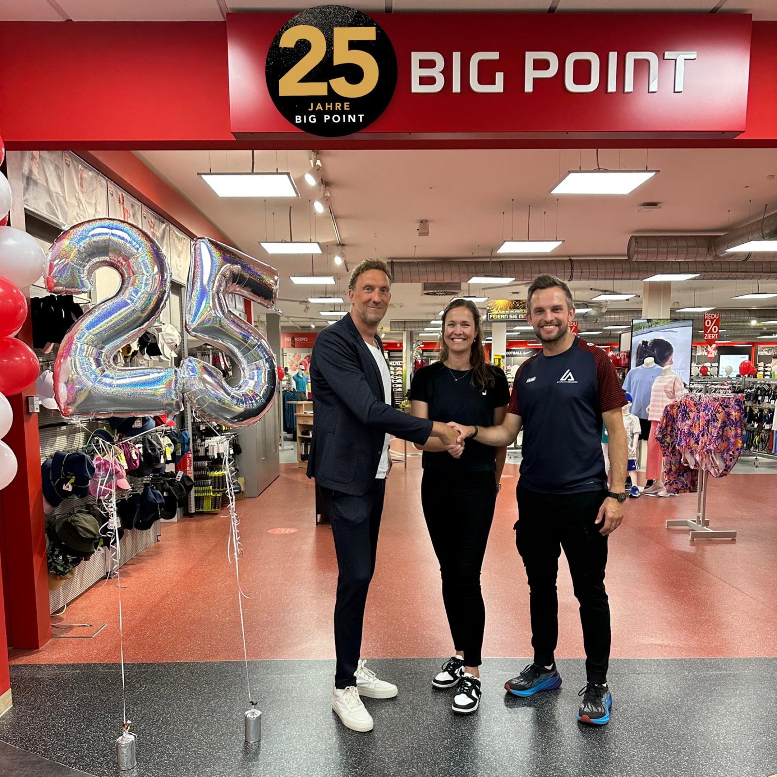 SC Spelle-Venhaus und Big Point Schapen verlängern pünktlich zum Jubiläum 25 Jahre Big Point Schapen die Partnerschaft