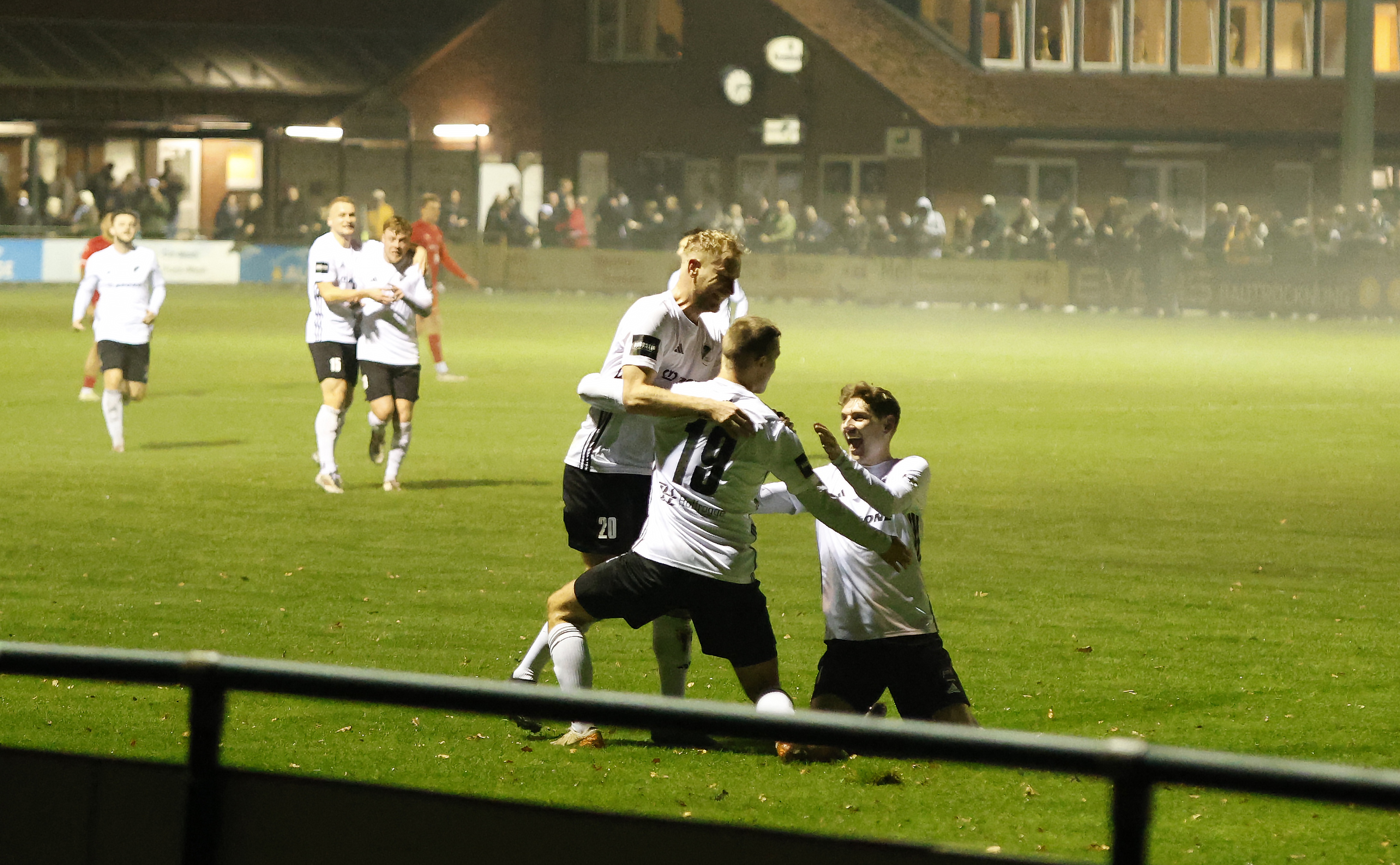 Fußballspektakel in Spelle: Die Bilder vom 4:2 beim Derby gegen Bersenbrück