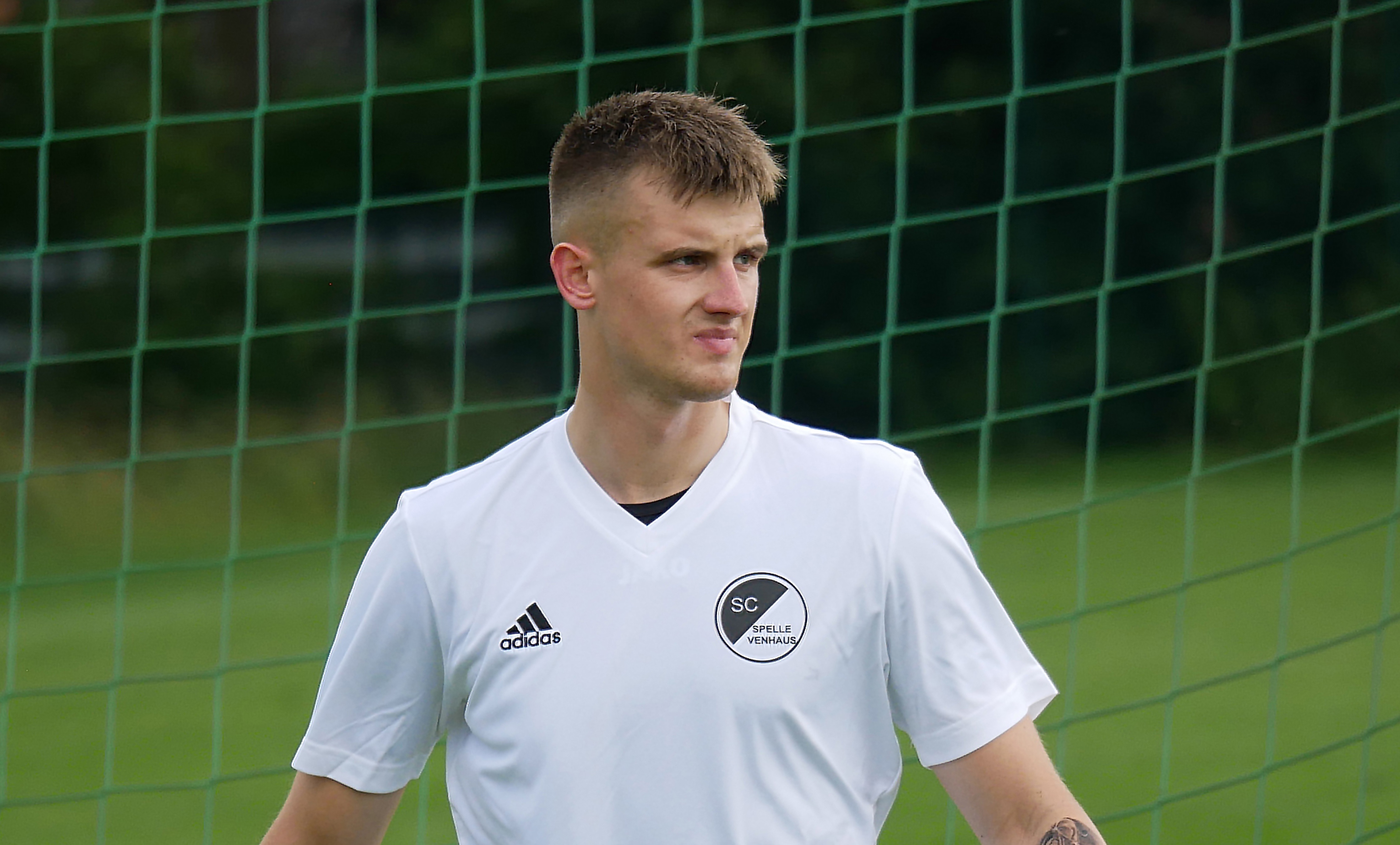 Das ist bitter: Spelles Mittelfeldspieler Luca Tersteeg muss erneut operiert werden